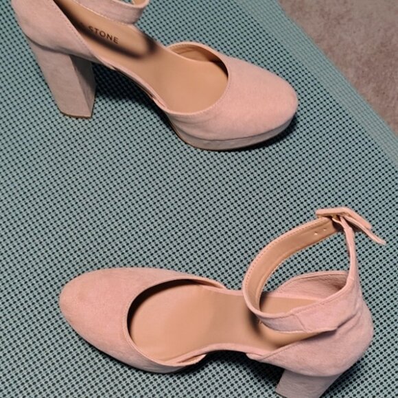 Womens Pink 1" Padded Adjustable Ankle Strap Estrella Round Toe 10 M-Sold - Picture 8 of 11